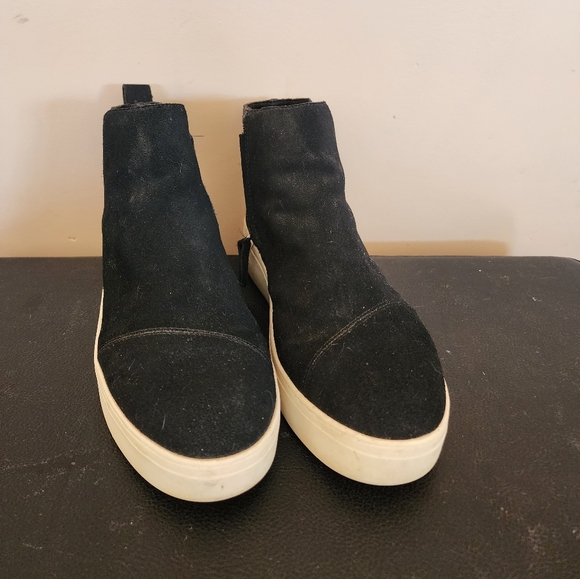 Tom's Black Suede Ankle Boots - Picture 1 of 3